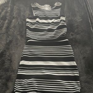 Aqua black & white 2 piece Juniors skirt & top size XS